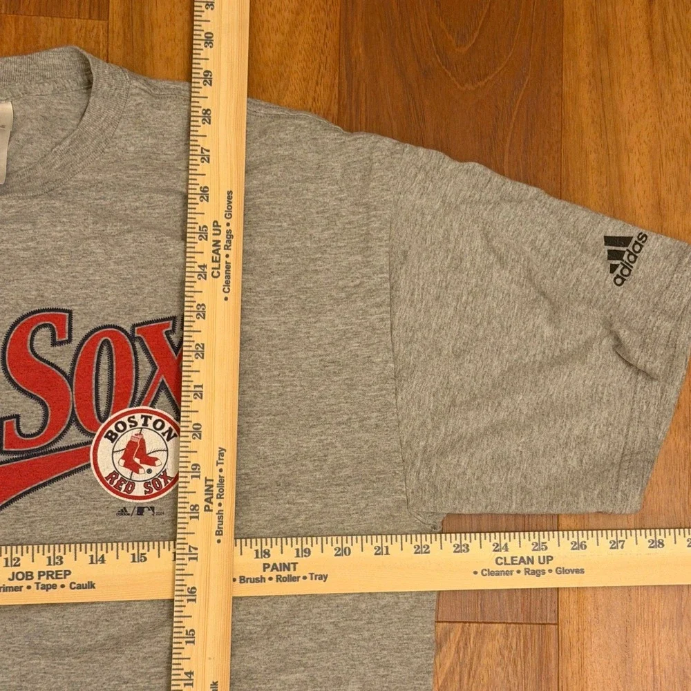Vintage 2004 Adidas Boston Red Sox MLB Logo Graphic T-Shirt Men's Size Large